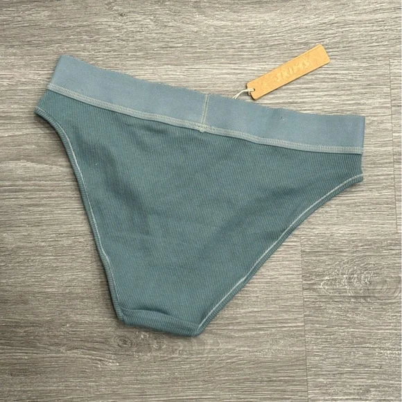 Skims Cotton Rib Brief Size Small NWT - Picture 6 of 6